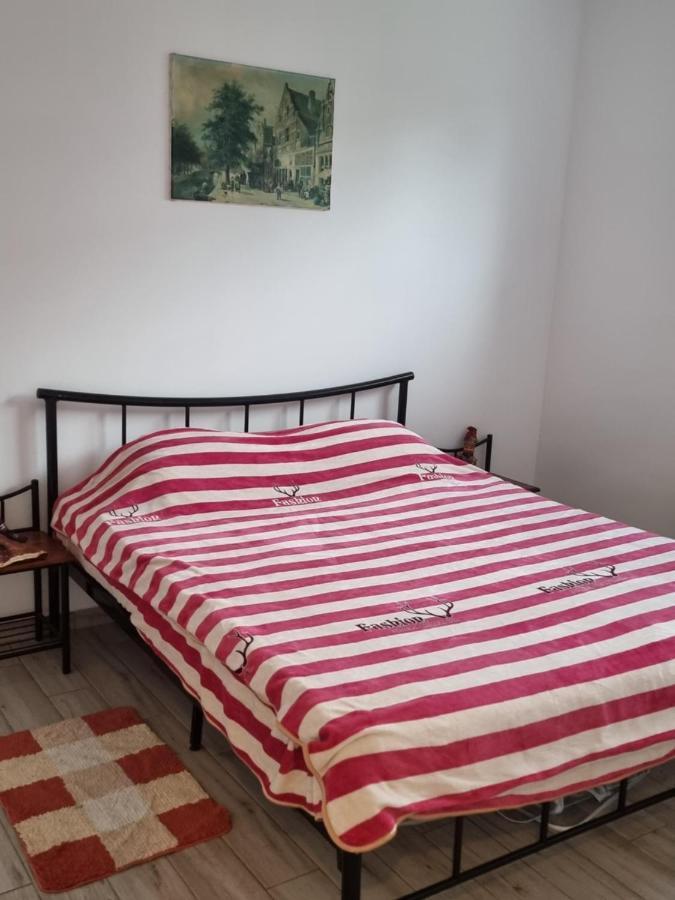 Апартаменты New Bucuresti Relax Flat - Apartament Relaxare - 4 People Экстерьер фото